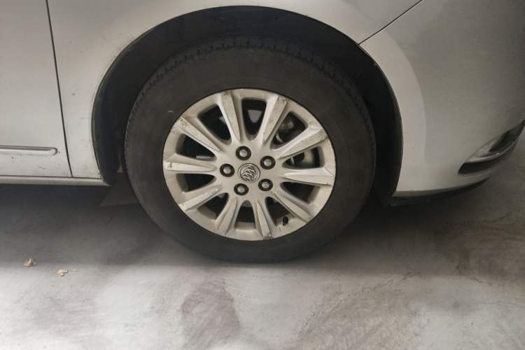 Used Buick GL8 2011 3.0L GT Luxury Business Haoya Edition