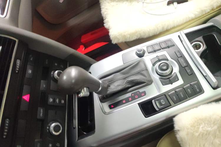 Used Audi A6L 2011 2.0 TFSI Automatic Standard Edition
