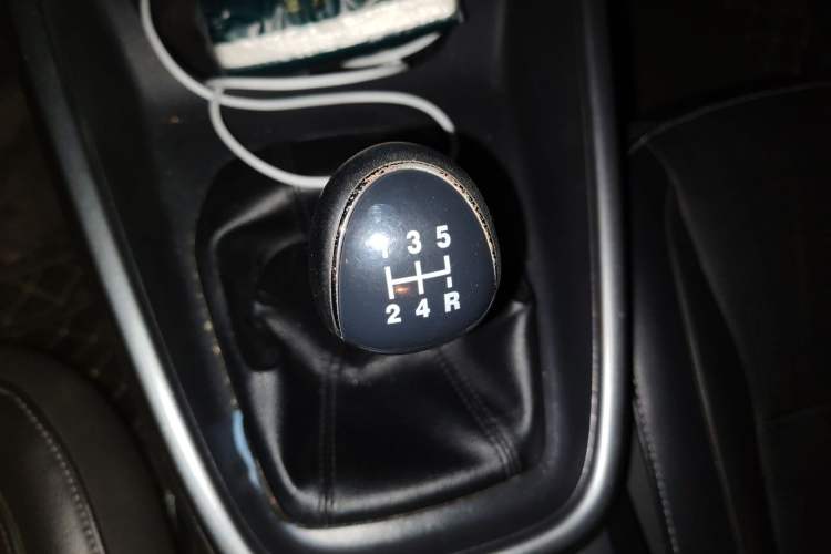 Used Ford Escort 2015 1.5L Manual Fashion Edition
