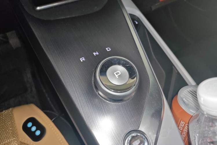 Used Geometry A 2019 High-Value Standard Range Cube Edition Gear Lever