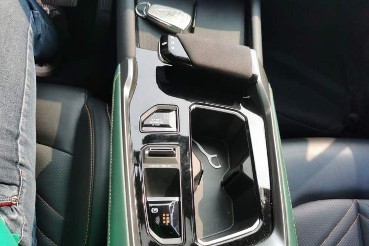 Used CHANGAN UNI-T 2023 2nd Generation 1.5T Sport Edition Flagship Version