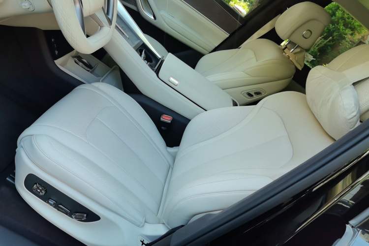 Used Denza N9 2025 Flagship Model