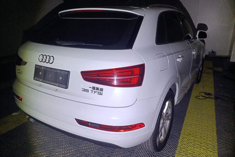 Used Audi Q3 2016 35 TFSI Fashion Model
