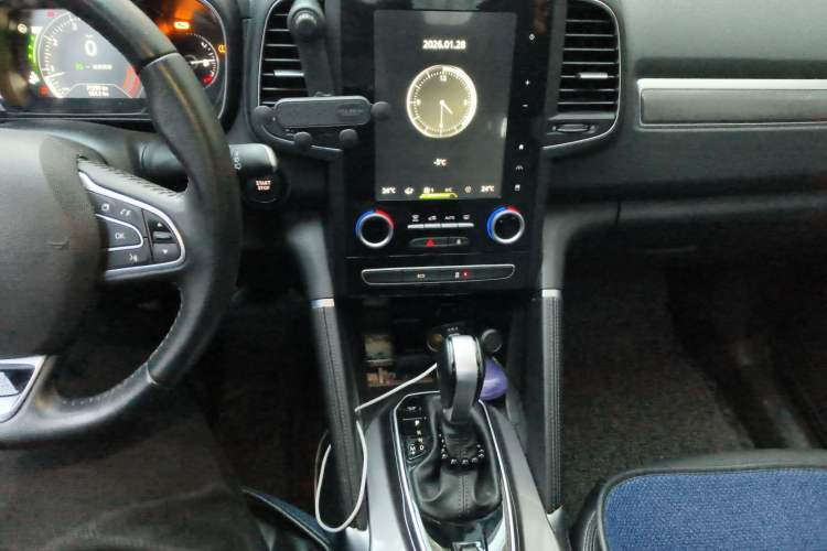 Used Renault Koleos 2017 2.0L Two-Wheel Drive Luxury Edition
