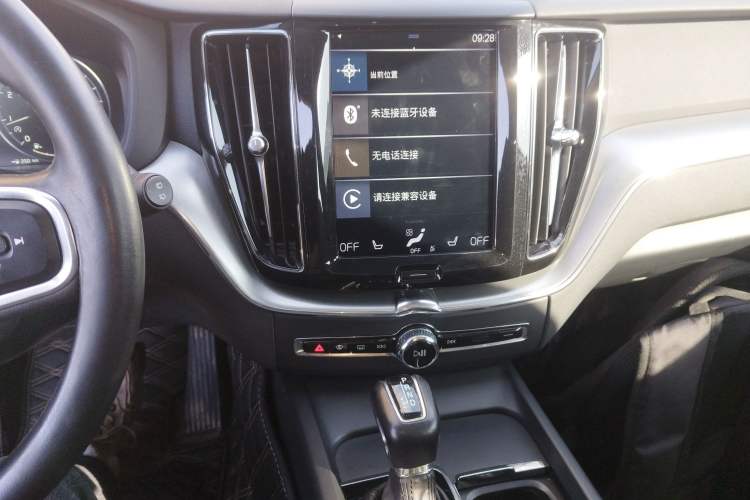 Used Volvo XC60 2019 T5 4x4 Zhiyuan Edition China VI Standard