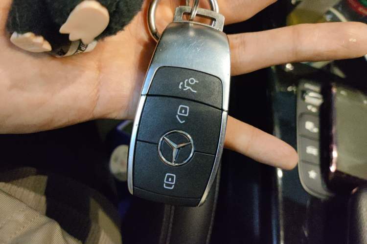 Used Mercedes-Benz A-Class 2020 Restyled A 200 L Sport Sedan Fashion Version Vehicle Key