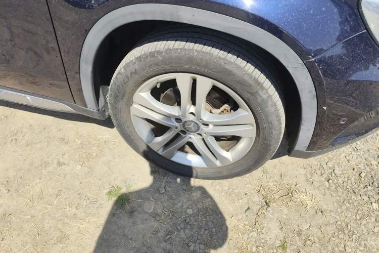 Used Mercedes-Benz GLA 2015 GLA 200 Sport Edition Right Front Wheel Hub