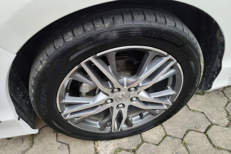 Used Honda Elysion 2019 2.0L Hybrid Supreme Edition
