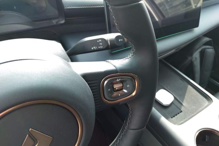 Used Baojun Enjoy 2025 All-Electric 600km Luxury Edition Gear Lever
