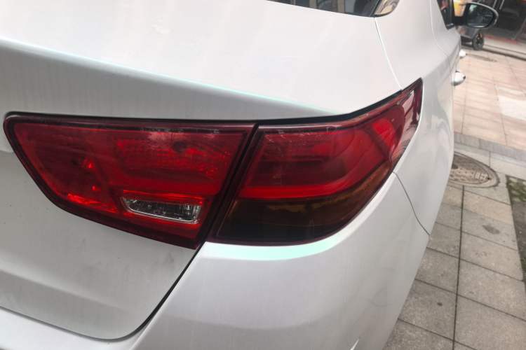 Used Kia K5 2015 2.0L Automatic LUX