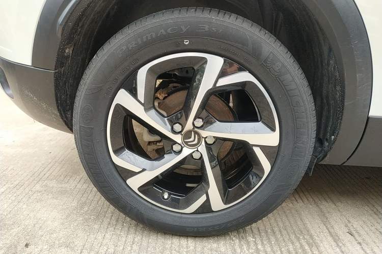 Used Citroen C5 AIRCROSS 2017 350THP Fashion Edition Right Rear Wheel Hub