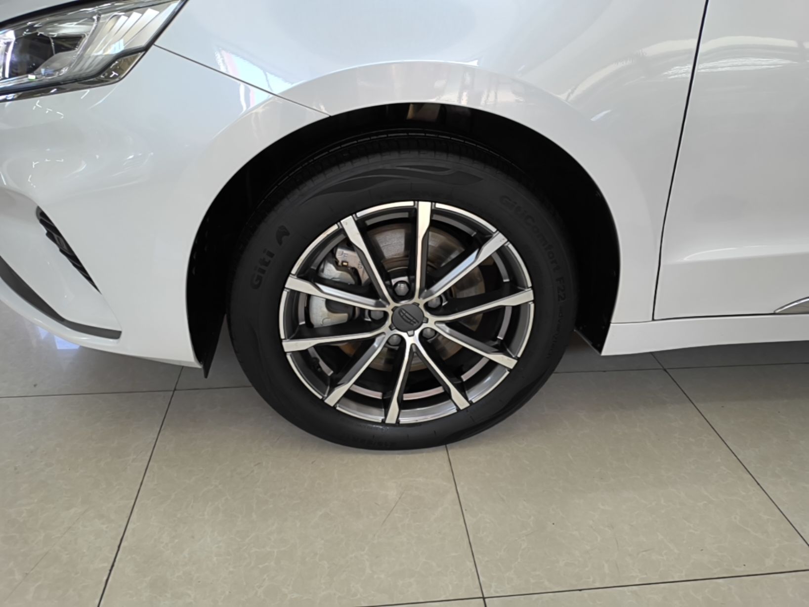 Geely Auto Emgrand GT 2021 1.8T Flagship Edition+ — снимка 10