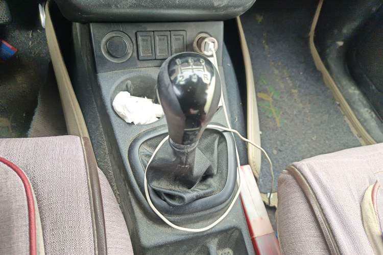 Used Dongfeng Fengon 330 2014 1.5L Manual Utility Version DK15