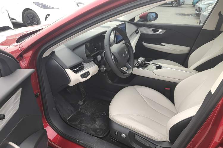 Used Hongqi E-QM5 2024 560km PLUS
