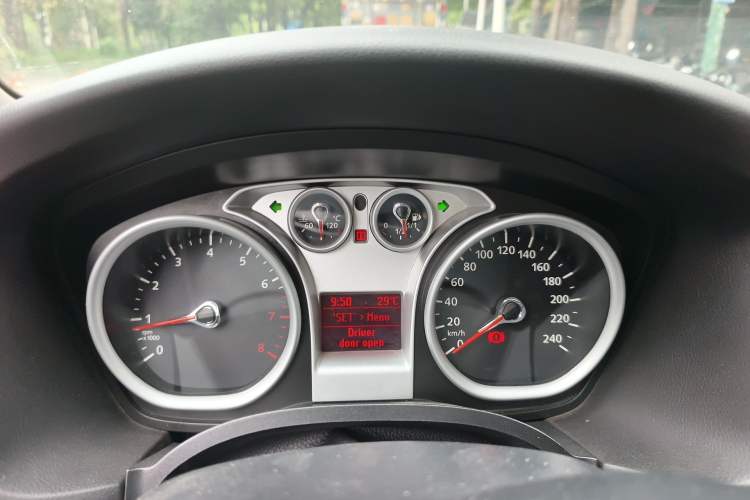 Used Ford Focus 2013 Hatchback Classic 1.8L Manual Base Model