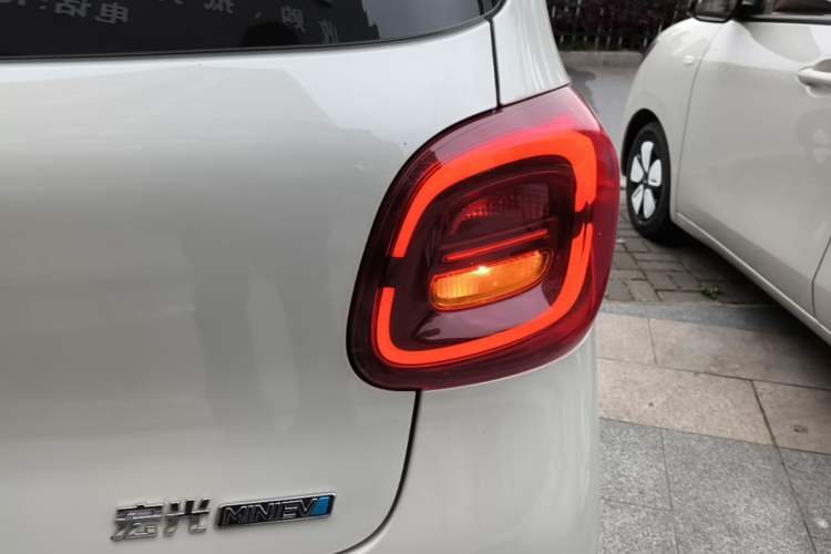 Used Wuling Hongguang MINIEV 2025 Four-Door Version Advanced Edition
