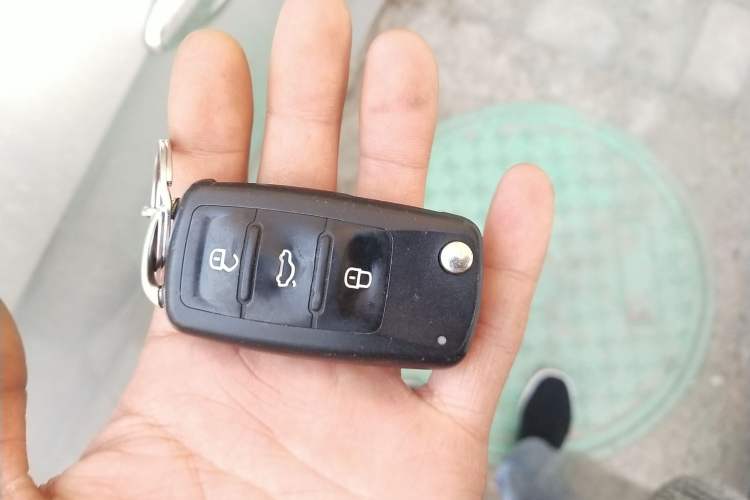 Used Volkswagen Jetta 2015 Value Edition 1.6L Manual Fashionable Style
