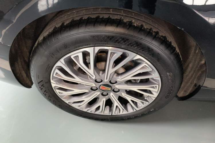 Used Hongqi H5 2023 2.0T Automatic Smart Connect Flagship Edition
