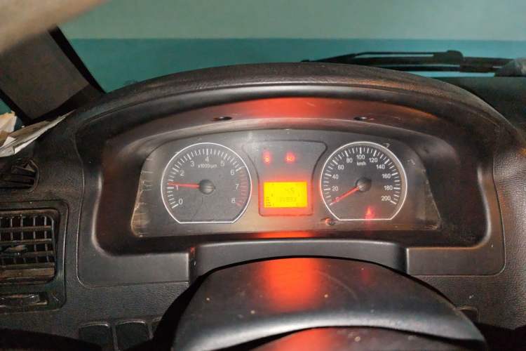 Used FORTHING Lingzhi 2014 M3 1.6L 7-Seater Comfort Model Instrument Cluster