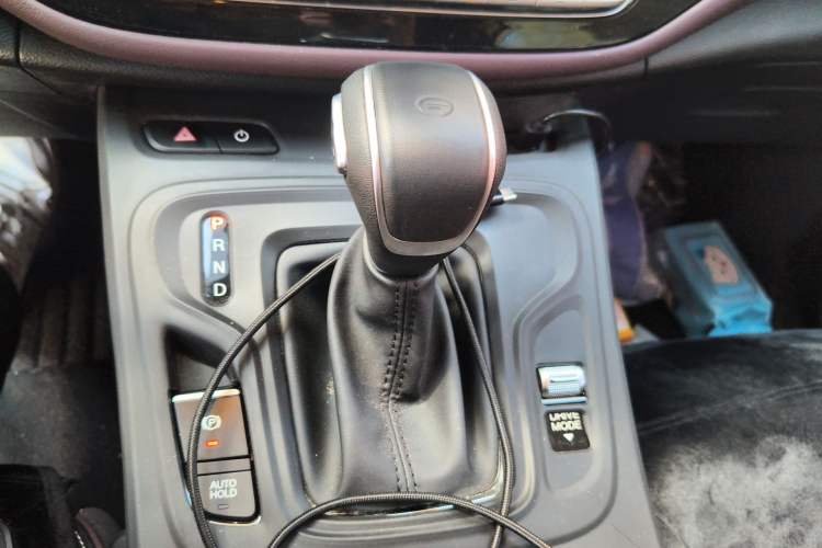 Used GAC Trumpchi M6 2023 PRO 270T DCT Luxury Edition Gear Lever