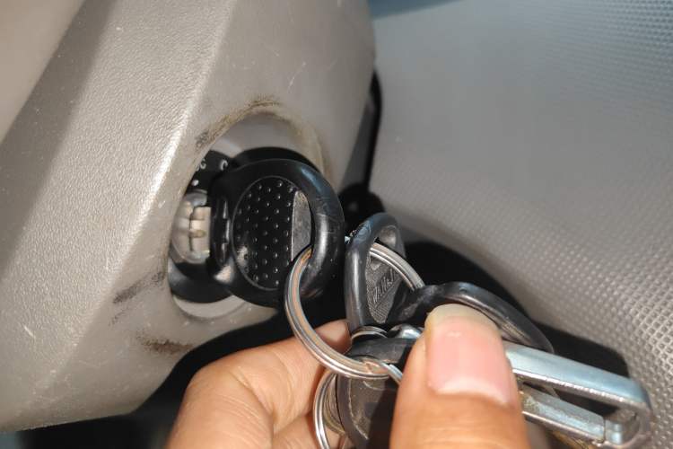 Used Chevrolet Sail 2013 Sedan 1.2L Manual Ideal Edition