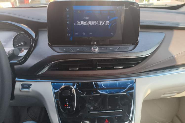 Used Buick GL8 2023 Land Executive Class Comfort Model