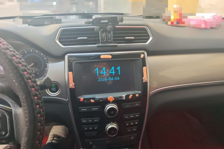 Used Haval H2 2016 Red-Label 1.5T Manual Two-Wheel Drive Luxury Model
