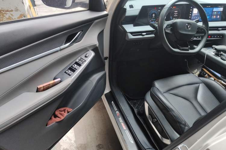 Used Changan CS75 PLUS 2022 2nd Generation 1.5T Automatic Prestige Version