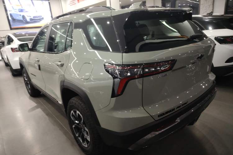 Used Chevrolet Equinox Plus 2024 155km ACTIV Ultimate Edition