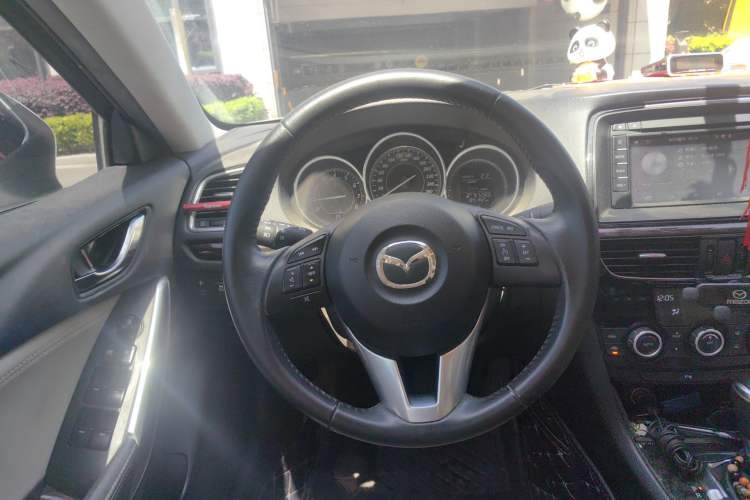 Used Mazda Atenza 2015 2.0L Blue Sky Luxury Edition