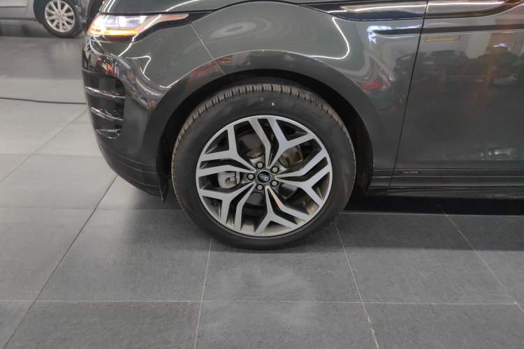 Used Land Rover Range Rover Evoque 2021 Range Rover Velar L 249PS R-Dynamic First Edition
