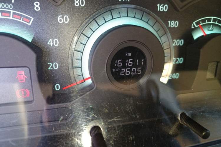 Used Bestune B70 2012 1.8L Manual Fashion Model