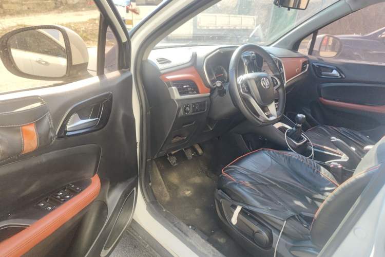 Used Brilliance V3 2017 1.5L Manual Smart Model