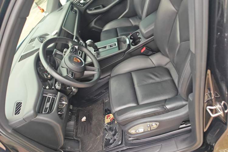 Used Porsche Macan 2022 Macan 2.0T