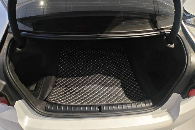 Used BMW 5 Series 2022 Restyled 530Li Leading Edition M Sport Package
