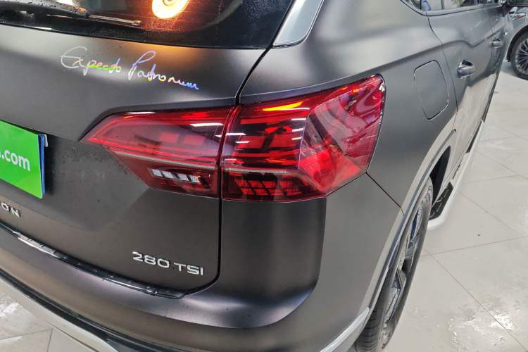 Used Volkswagen Tayron 2020 280TSI Two-Wheel Drive Luxury Connect Edition
