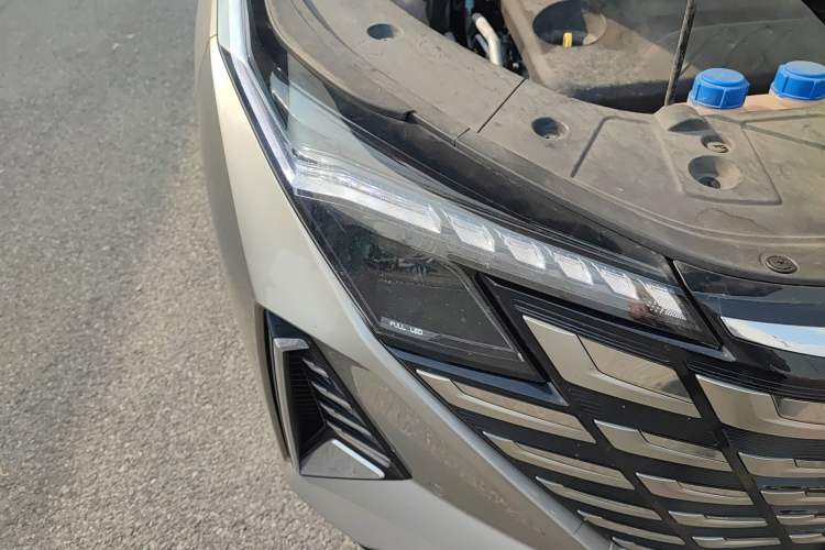 Used Changan UNI-Z New Energy 2024 Blue Whale Smart Electric iDD 125km Excellence Model