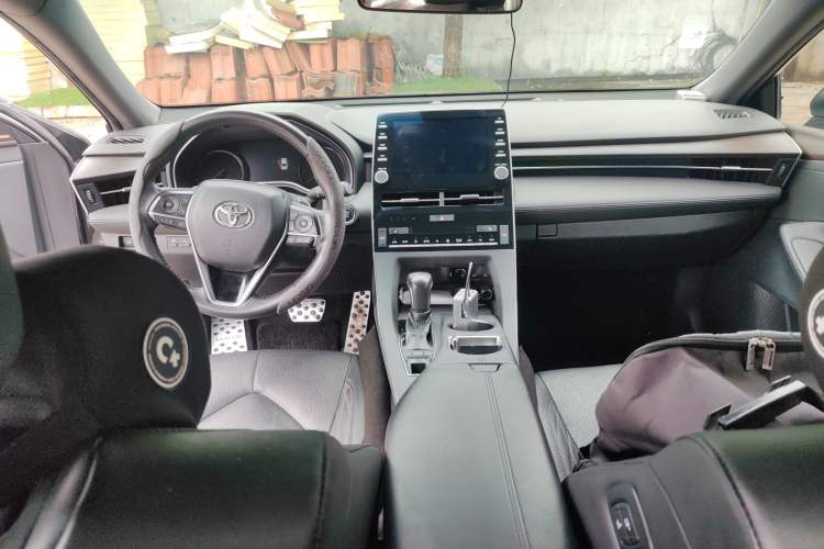 Used Toyota Avalon 2019 2.5L Touring Premium Version China VI Standard