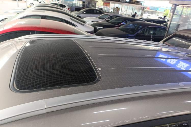 Used CHANGAN CS75 2016 1.8T Automatic Elite Model China V Standard
