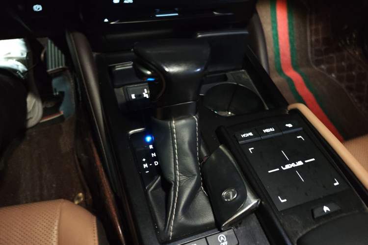 Used Lexus ES 2020 200 Excellence Edition
