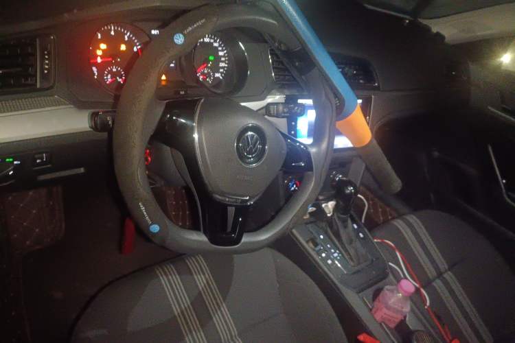 Used Volkswagen Lamando 2015 230TSI DSG Fashion Edition