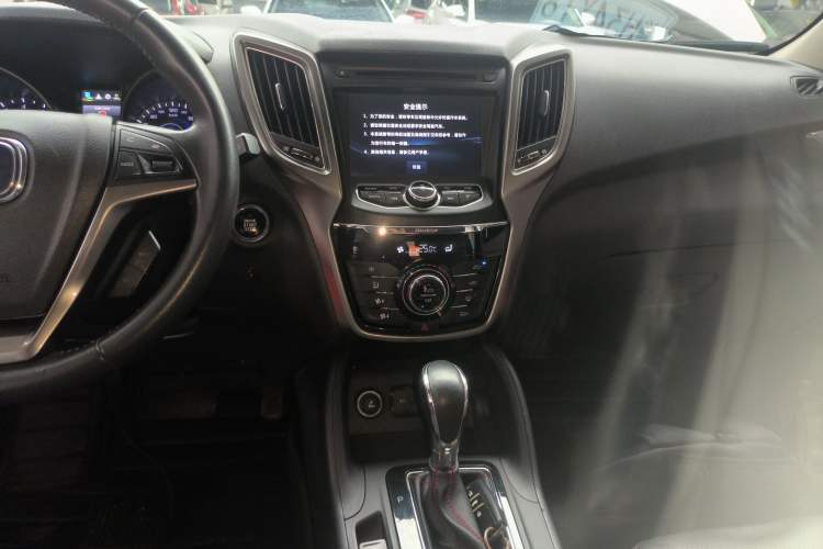 Used Changan CS75 2015 1.8T Automatic All-Wheel Drive Elite Version China IV Standard