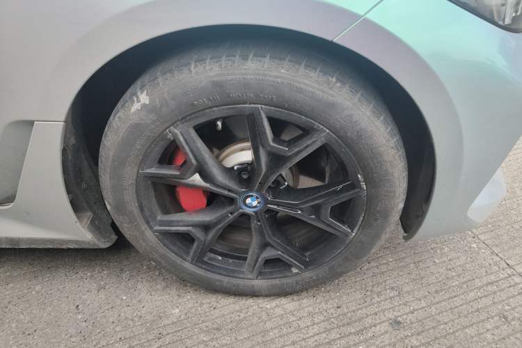 Used BMW i3 2024 eDrive 35 L
