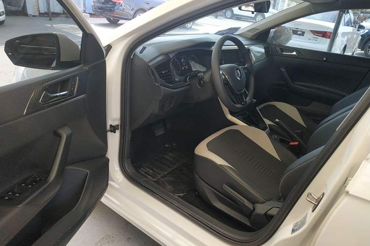 Used Volkswagen Polo 2019 Plus 1.5L Automatic Colorful Technology Edition Driver Seat