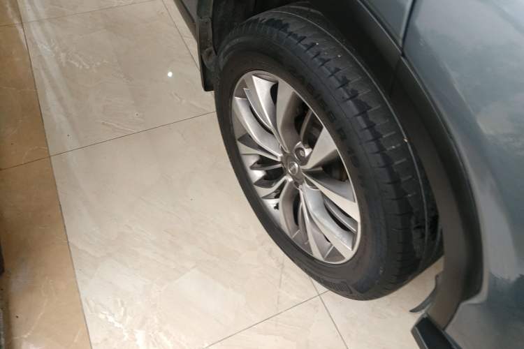 Used GAC Trumpchi GS8 2017 320T Two-Wheel Drive Luxury Smart Connectivity Version (7 Seats)
