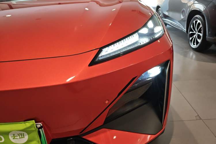 Used Deepal S07 2024 215Max Qiankun Intelligent Driving ADS SE Range-Extended Version
