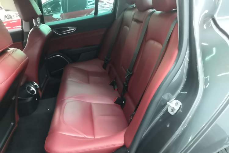 Used Alfa Romeo Giulia 2021 2.0T 280HP Luxury Edition