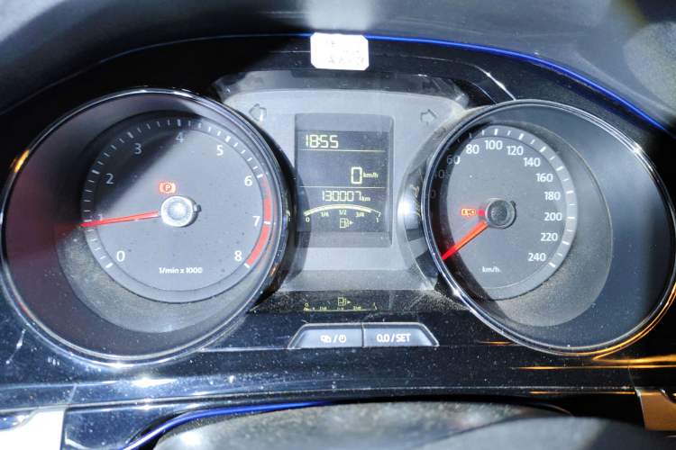 Used Volkswagen Bora 2014 1.6L Manual Comfort Model Odometer Close Up
