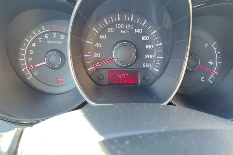 Used Kia K2 2012 Sedan 1.4L Automatic GLS Commemorative Edition