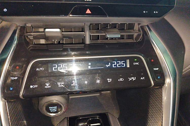 Used Toyota Venza 2023 2.0L CVT Two-Wheel Drive Prestige Version